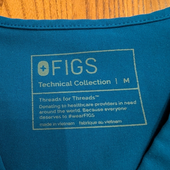 FIGS Blue Scrubs Set - Size M - Picture 5 of 10